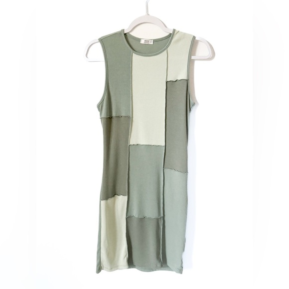 Ardene Colorblock Dress - Picture 1 of 5